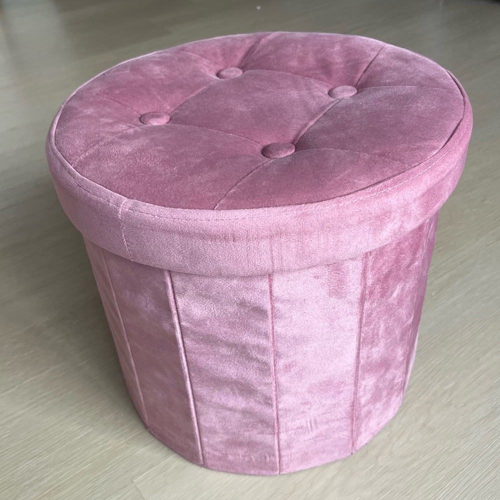 Pink Velvet Tufted Storage Ottom